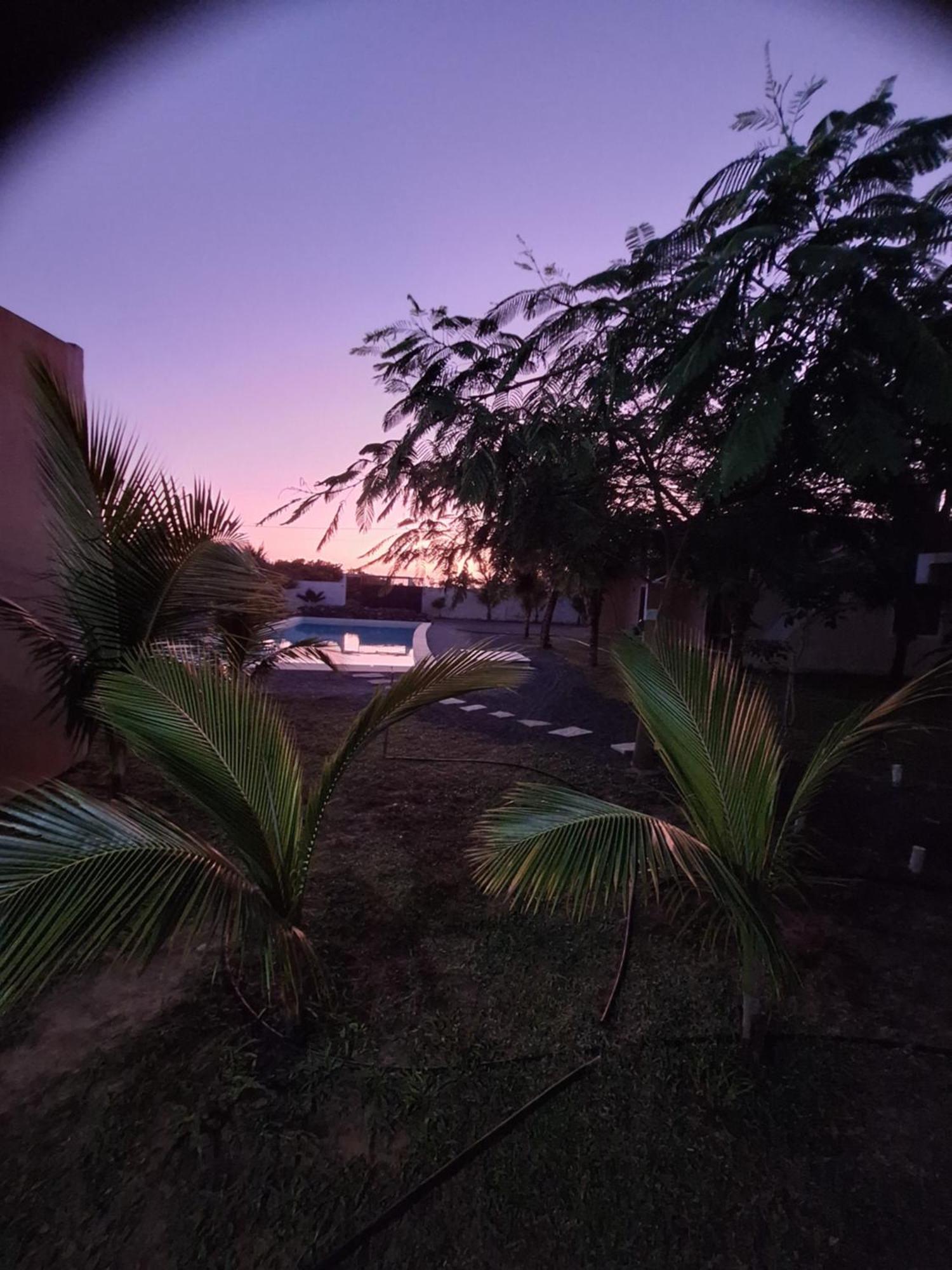 Pousada Casa du Soleil Camocim Eksteriør billede